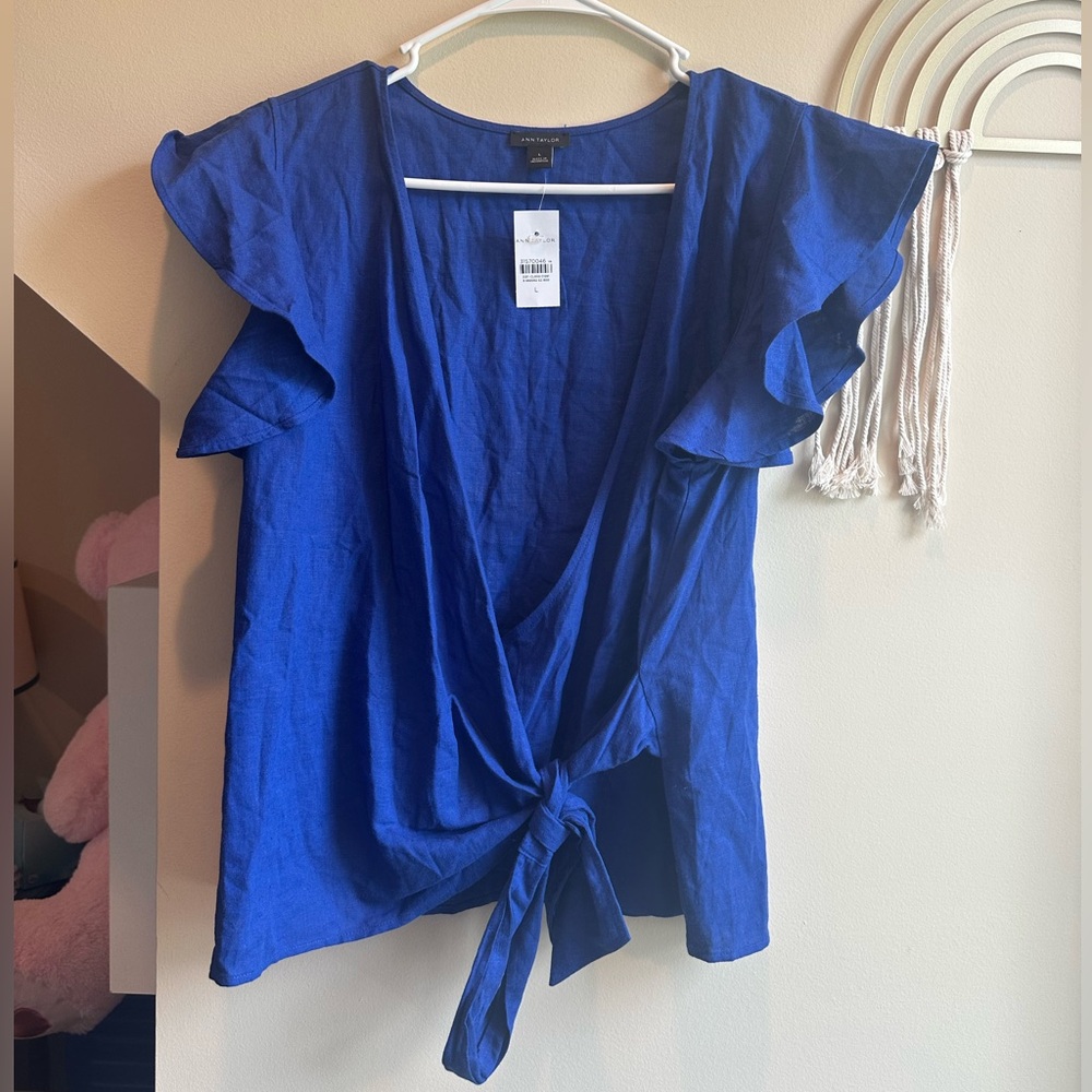 Ann Taylor Blue Ruffled Cap Sleeve Blouse - Picture 1 of 7